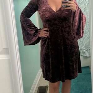 Velvet bell sleeve short cocktail dress